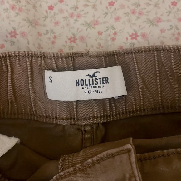 High Rise Brown Ruffle Hollister Skirt🤎 - Picture 2 of 3